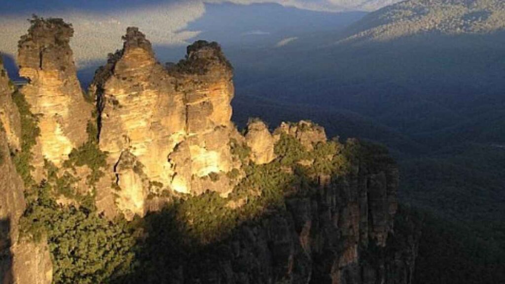 Three Sisters Blue Mountains