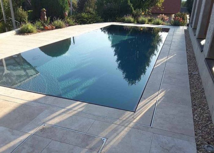 custom-infinity-edge-pool.jpg